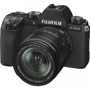 Fujifilm X-S10 + XF18-55mm Černá